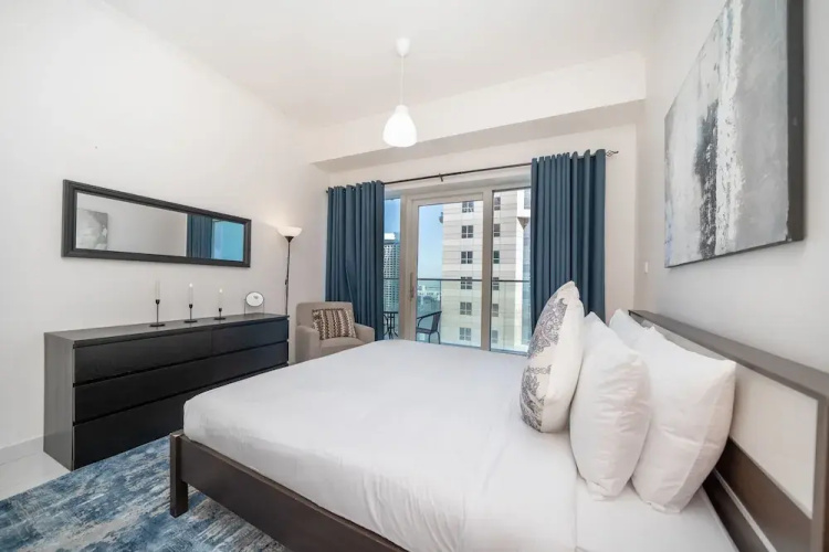 Exquisite 1BR Haven Partial Sea View