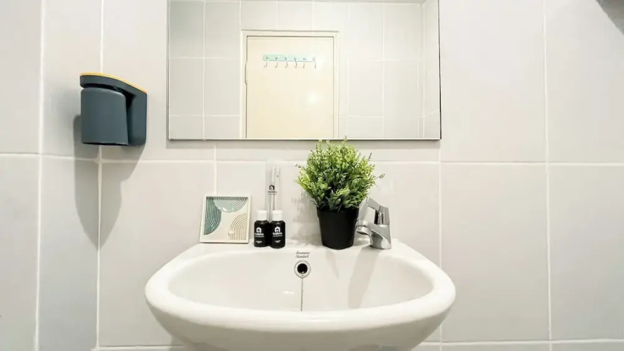 Studio Basic Apartment At Tokyo Riverside Pik 2