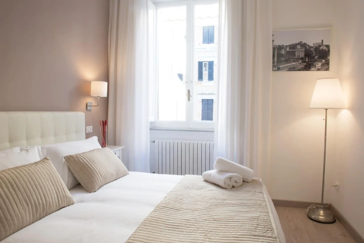 Standard Double room with street view