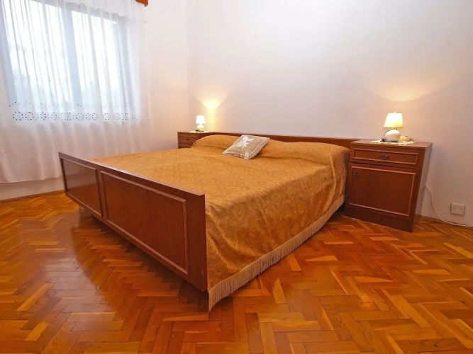 Apartment 1210