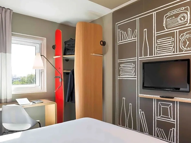 Standard Single room with city view