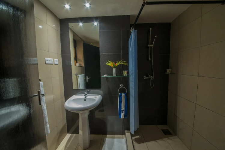 Dolphin Suites