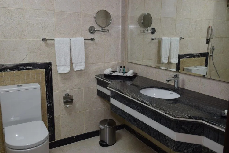 Salsabil Hotel by Warwick Al Corniche