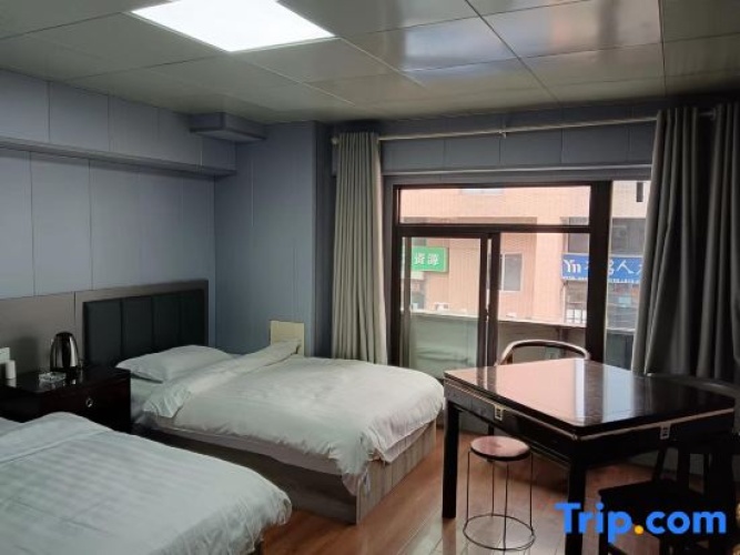 Premium Twin room