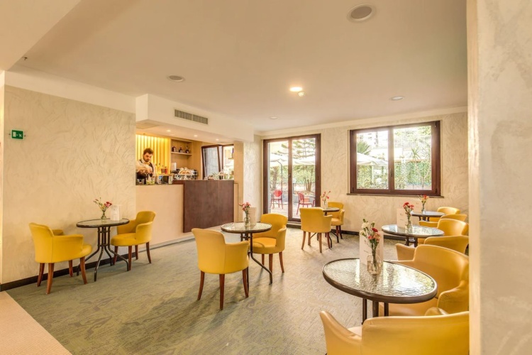 Warmth Hotel (Ex-Eur Suite) photo 19