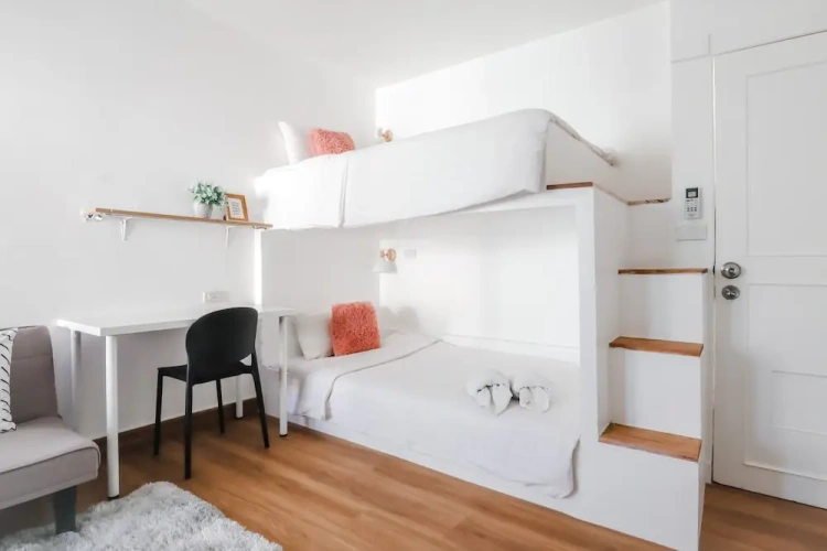 Business Twin room with balcony and with garden view