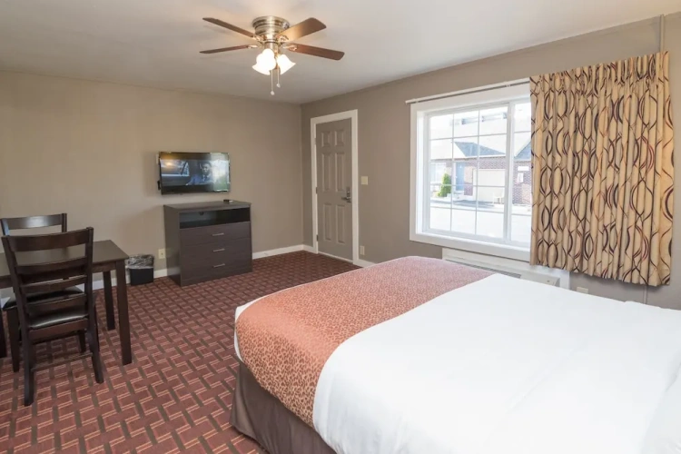 Quadruple Suite
