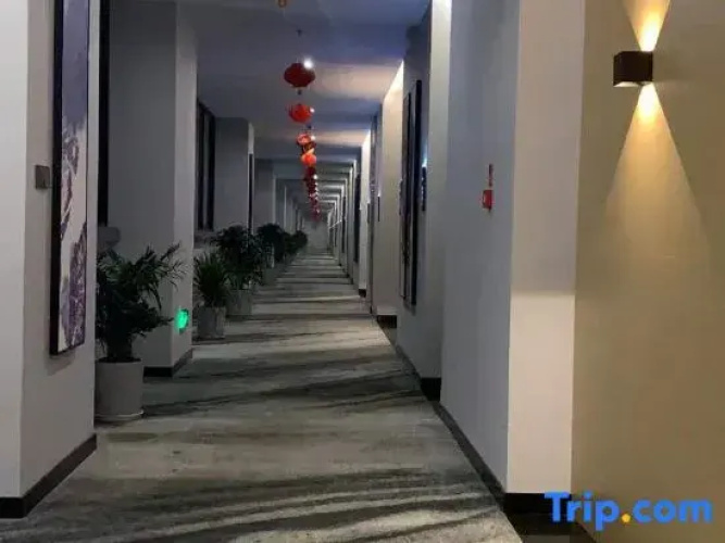 Zimai City Hotel