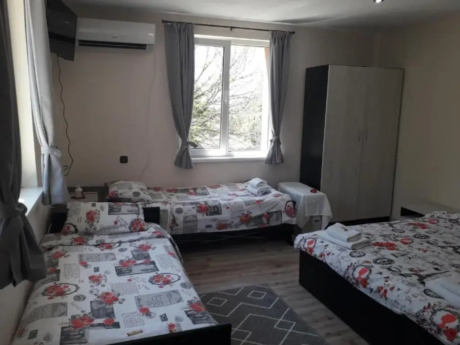 Comfort Quadruple room with view