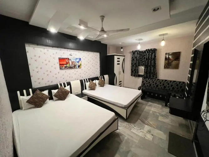 Deluxe Family room