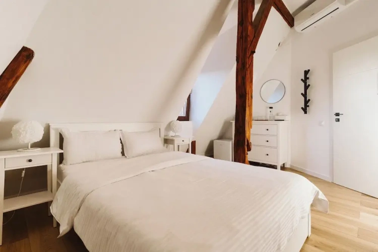 Standard Double room with courtyard view