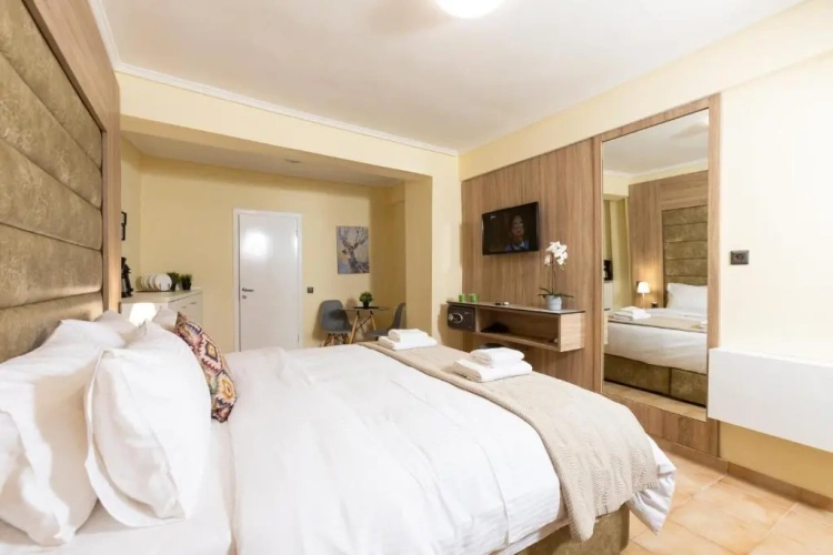 Standard Double Basement room