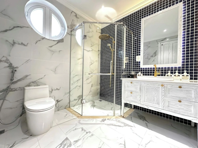 3 Bedrooms Luxury Villa