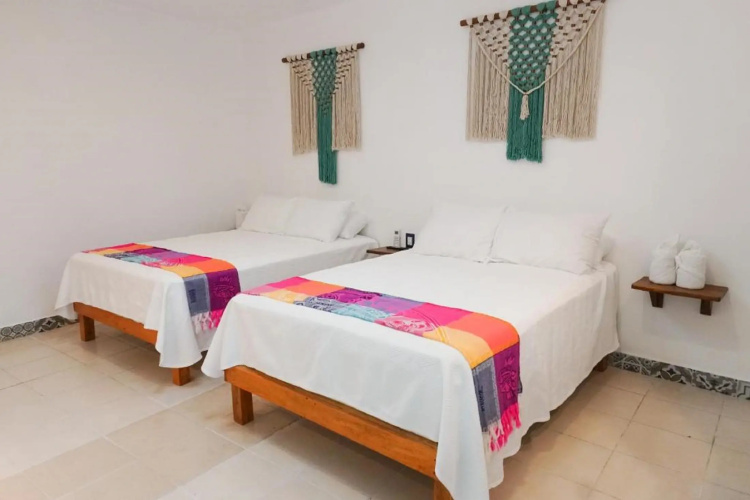 Linda Vecindad Playa del Carmen