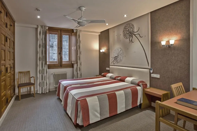 Hotel Monasterio de Leyre