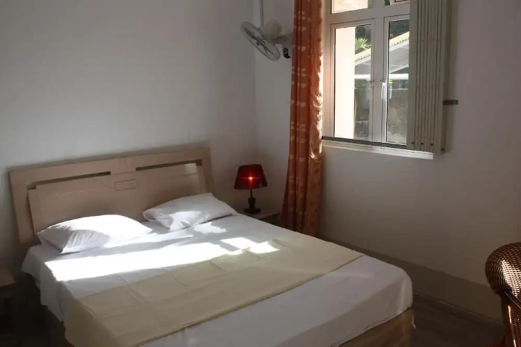 1 Bedroom Economy Double room