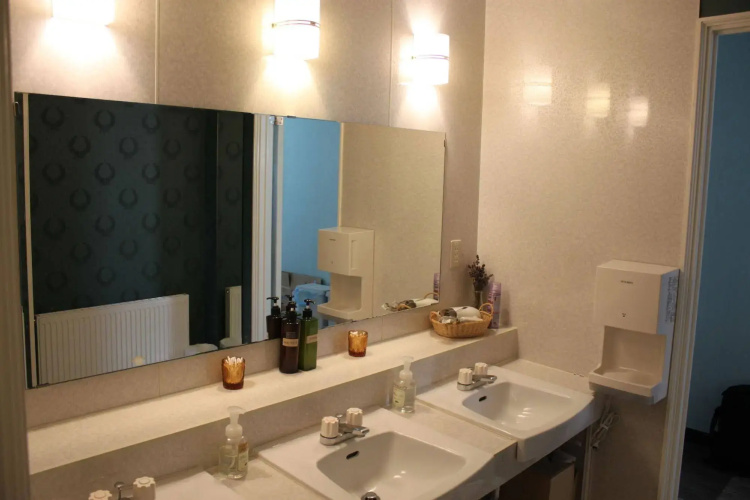 petit-hotel #MELON Furano