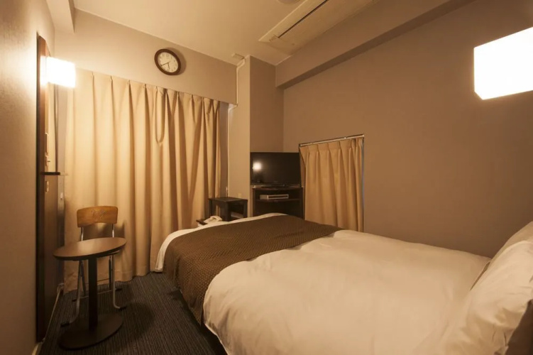 Shinsaibashi ARTY Inn