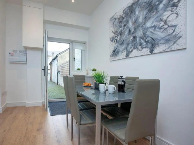 1 primrose mews