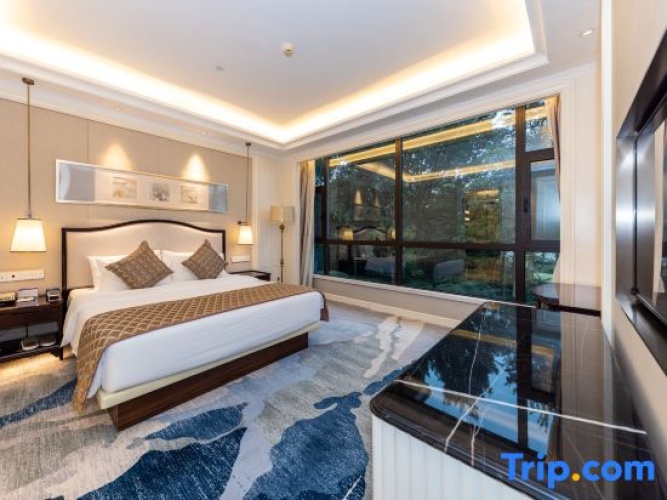 Superior Double Suite