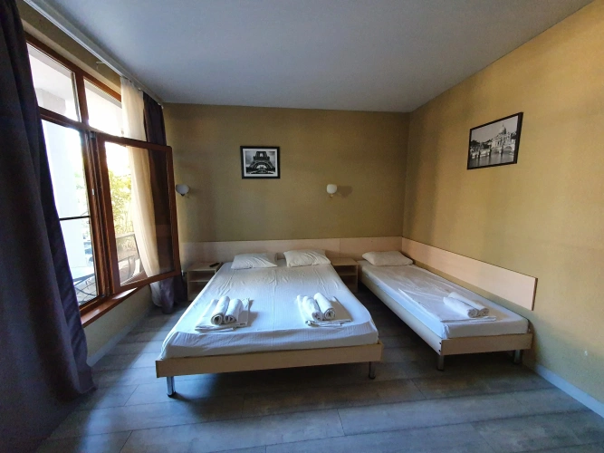 Economy Triple room