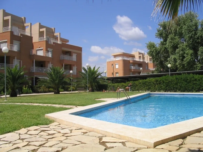 2 Bedrooms Apartment with pool view