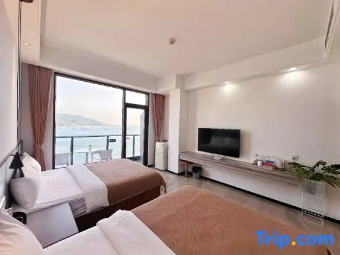 Deluxe room with sea view