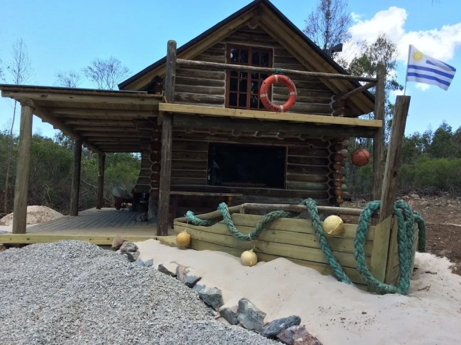 2 Bedrooms Standard Family room with balcony and with mountain view