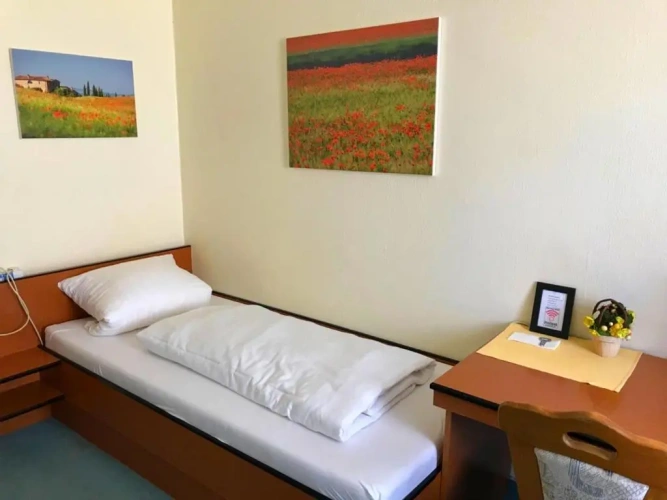 Standard Single room