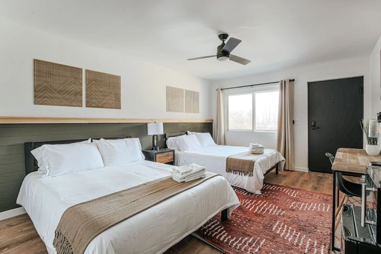 Classic Quadruple room