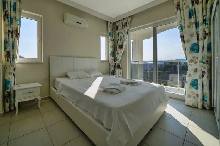 4 Bedroom Luxury Villa - Diamond