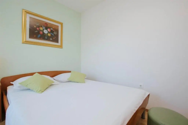 Apartments Dome - 30 m from beach