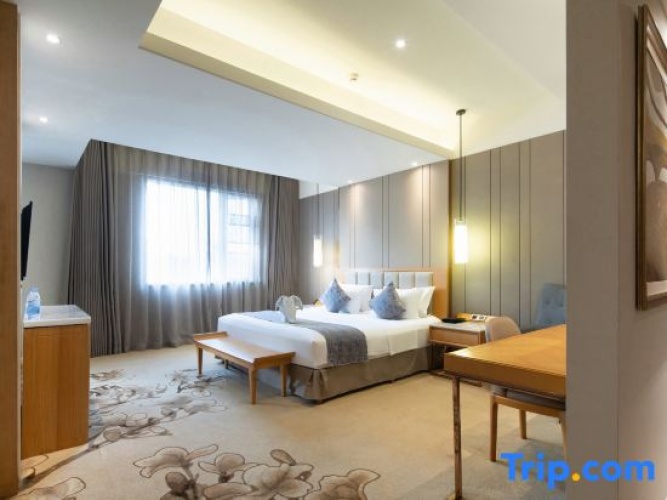 Deluxe Double Suite