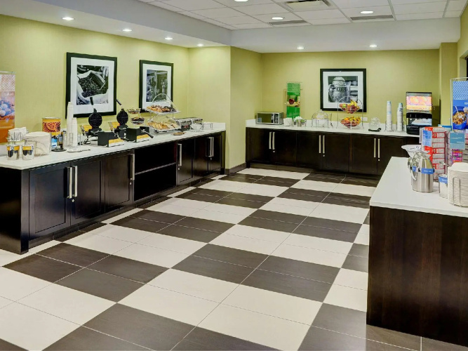 Hampton Inn by Hilton Winnipeg Airport/Polo Park photo 30