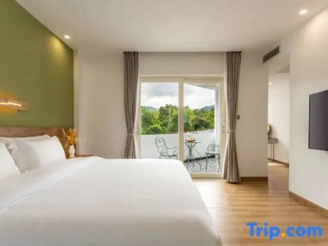 Standard Double room with balcony