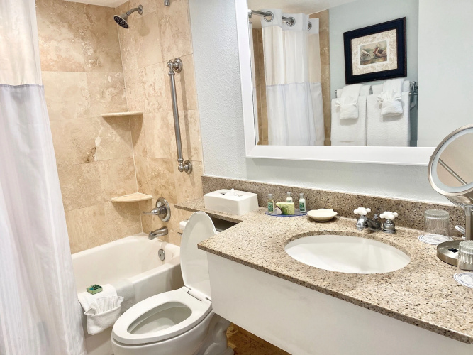 Tradewinds Island Grand Resort photo 21