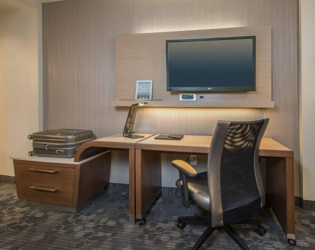 Courtyard by Marriott Houston Intercontinental Airport