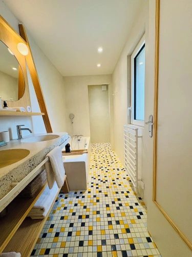 Suite with balcony