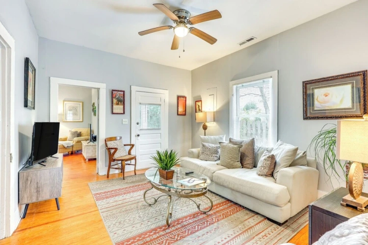 3 Bedrooms Cottage