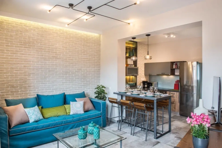 3 Bedrooms Luxury Apartment