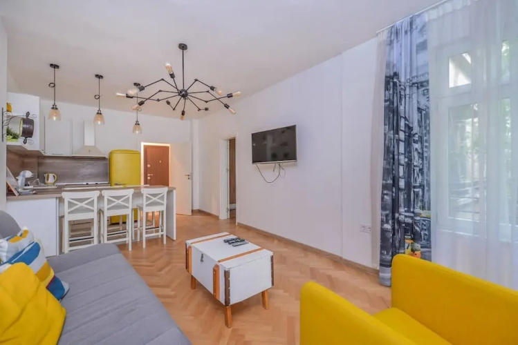 FM Deluxe 2-BDR Apartment - Cosmopolitan