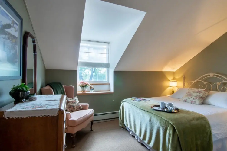 Hastings House Bed & Breakfast
