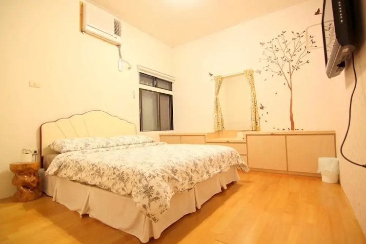 Mr Tanaka B&B