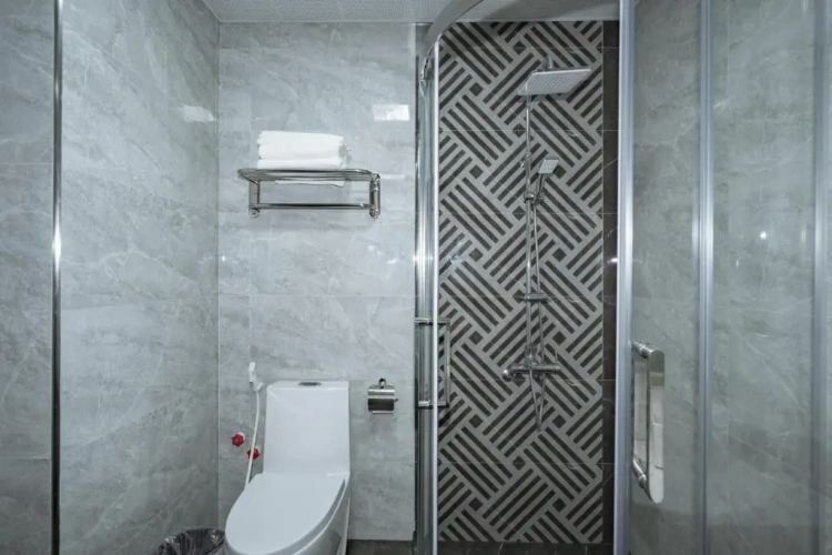 Standard Triple room with balcony