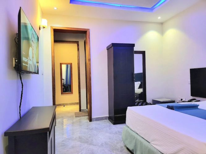 Velmont Hotel