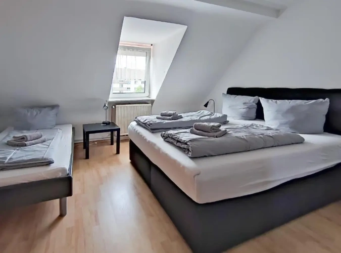 Standard Triple room