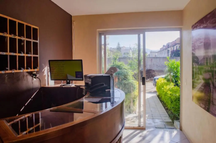 Axkan Click Suites