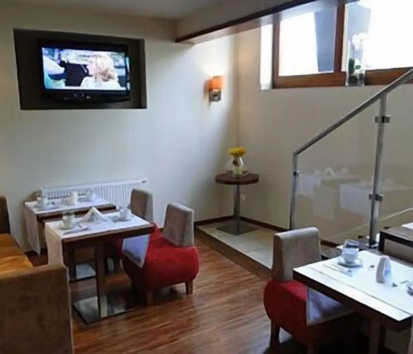 Atrium Hotel
