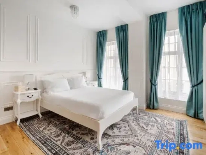 2 Bedrooms Superior Apartment