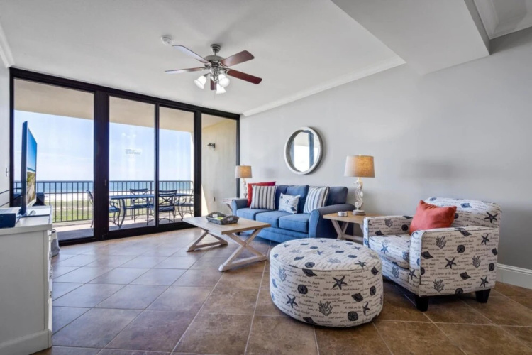 520 Holiday Isle 520 by ACP